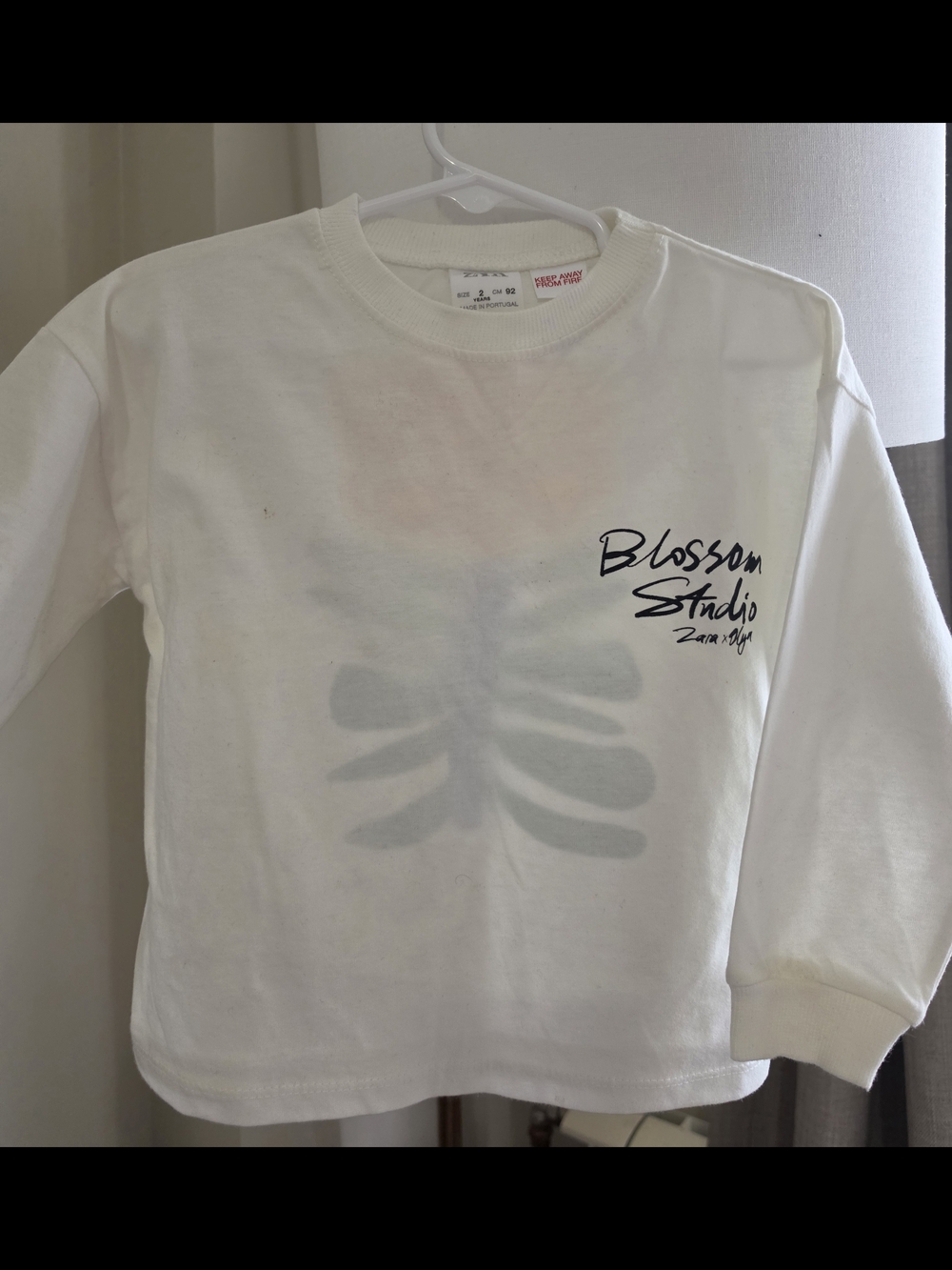 Zara White 'Blossom Studio' Long Sleeve Tee - Picture 1 of 5